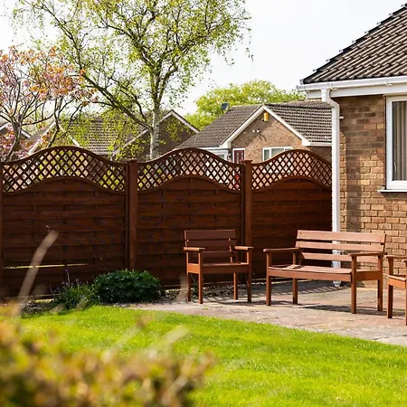 Coastal Village Hideaway * Scalby (North Yorkshire)